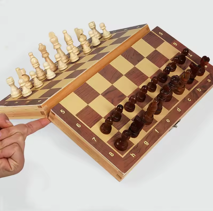Magnetic Wooden Folding Chess Set Felted Game Board 24cm*24cm Interior Storage Adult Kids Gift Family Game Chess Board